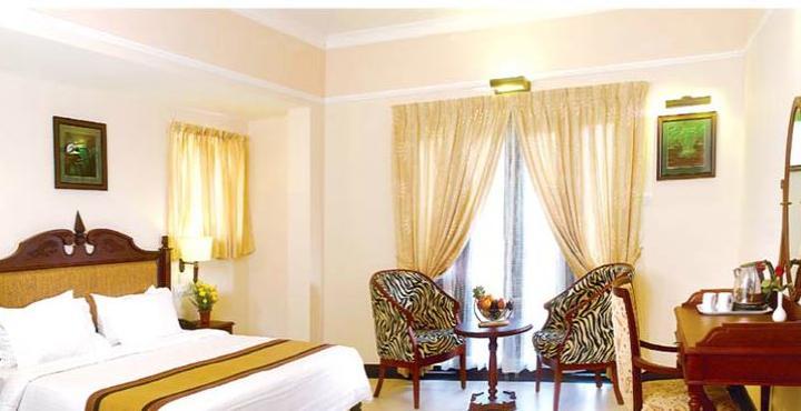 Grand Thekkady Hotel Kumily Екстериор снимка