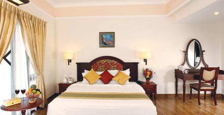 Grand Thekkady Hotel Kumily Екстериор снимка