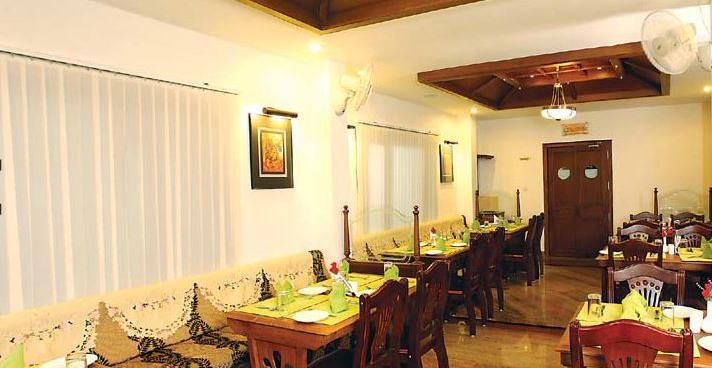Grand Thekkady Hotel Kumily Екстериор снимка
