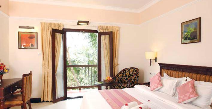 Grand Thekkady Hotel Kumily Екстериор снимка