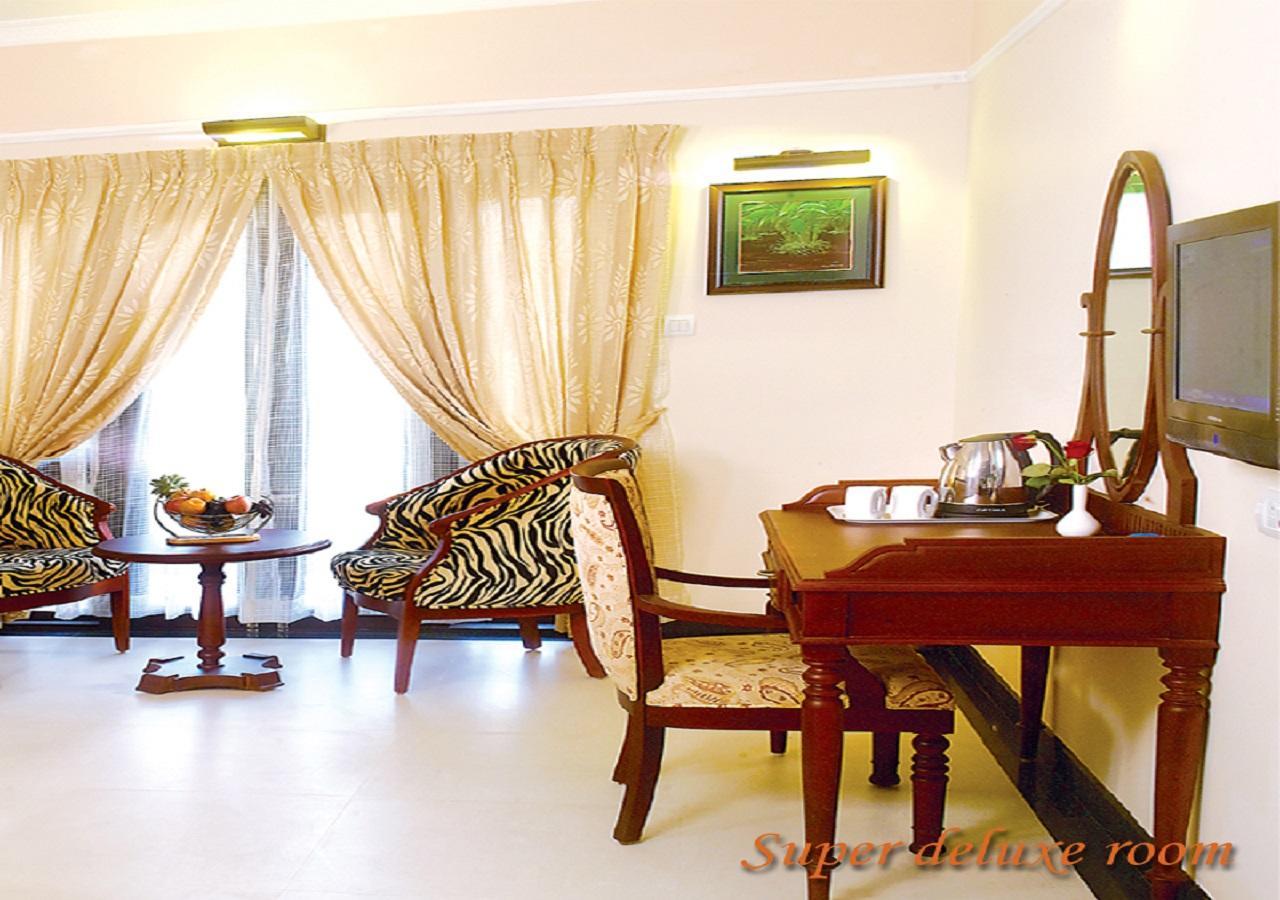 Grand Thekkady Hotel Kumily Екстериор снимка