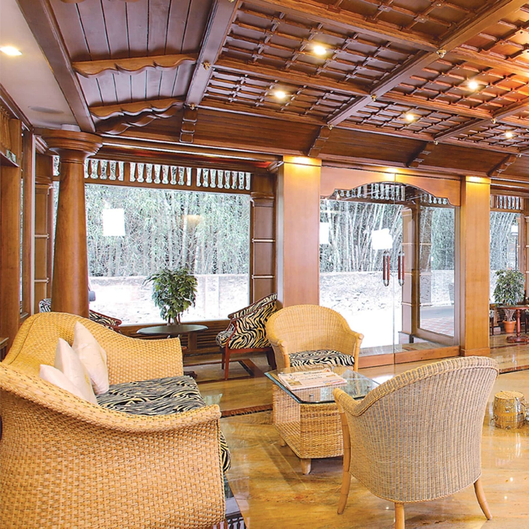 Grand Thekkady Hotel Kumily Екстериор снимка